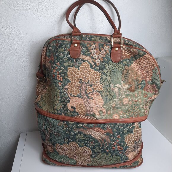 Vintage Expandable Tapestry Bag Overnight Bag  Tote Pegasus Cottagecore Floral - Picture 5 of 16